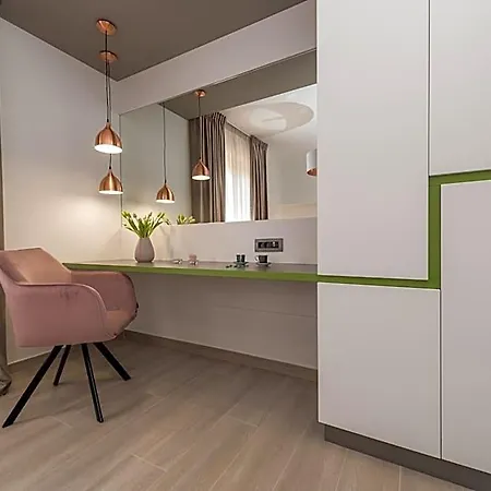 Otel Dali 4*